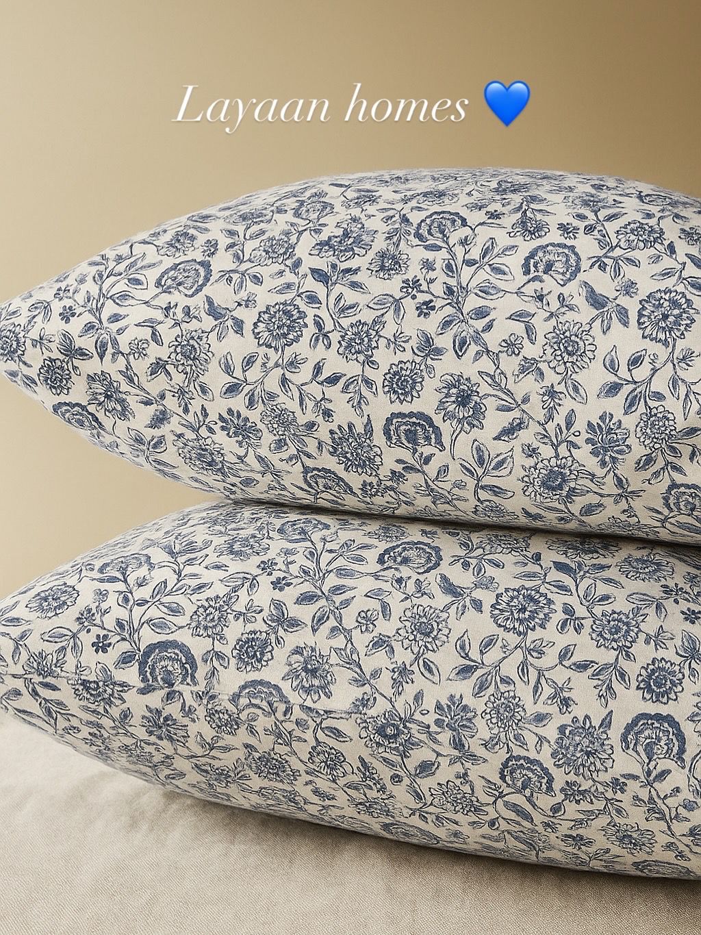 Layaan Homes Blue Floral Printed Bedding Set
